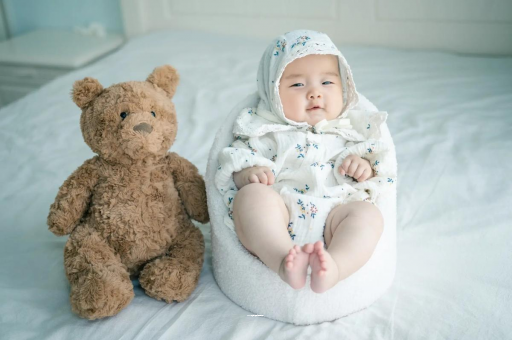 三河宝宝吃不饱母乳的症状